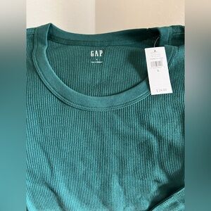 Women’s waffle knit long sleeve shirt new with tag.